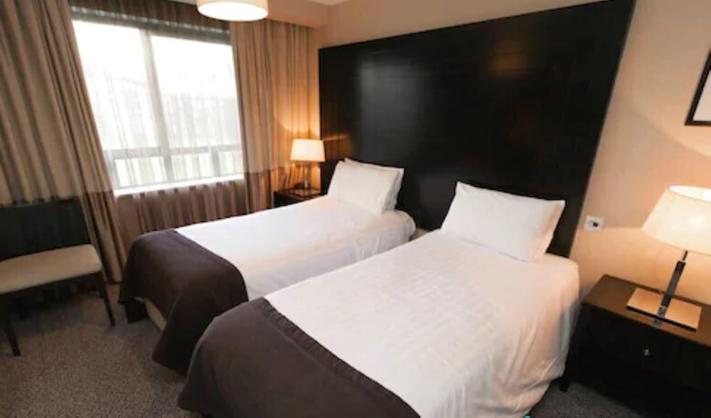 את'לון Shamrock Lodge Hotel מראה חיצוני תמונה