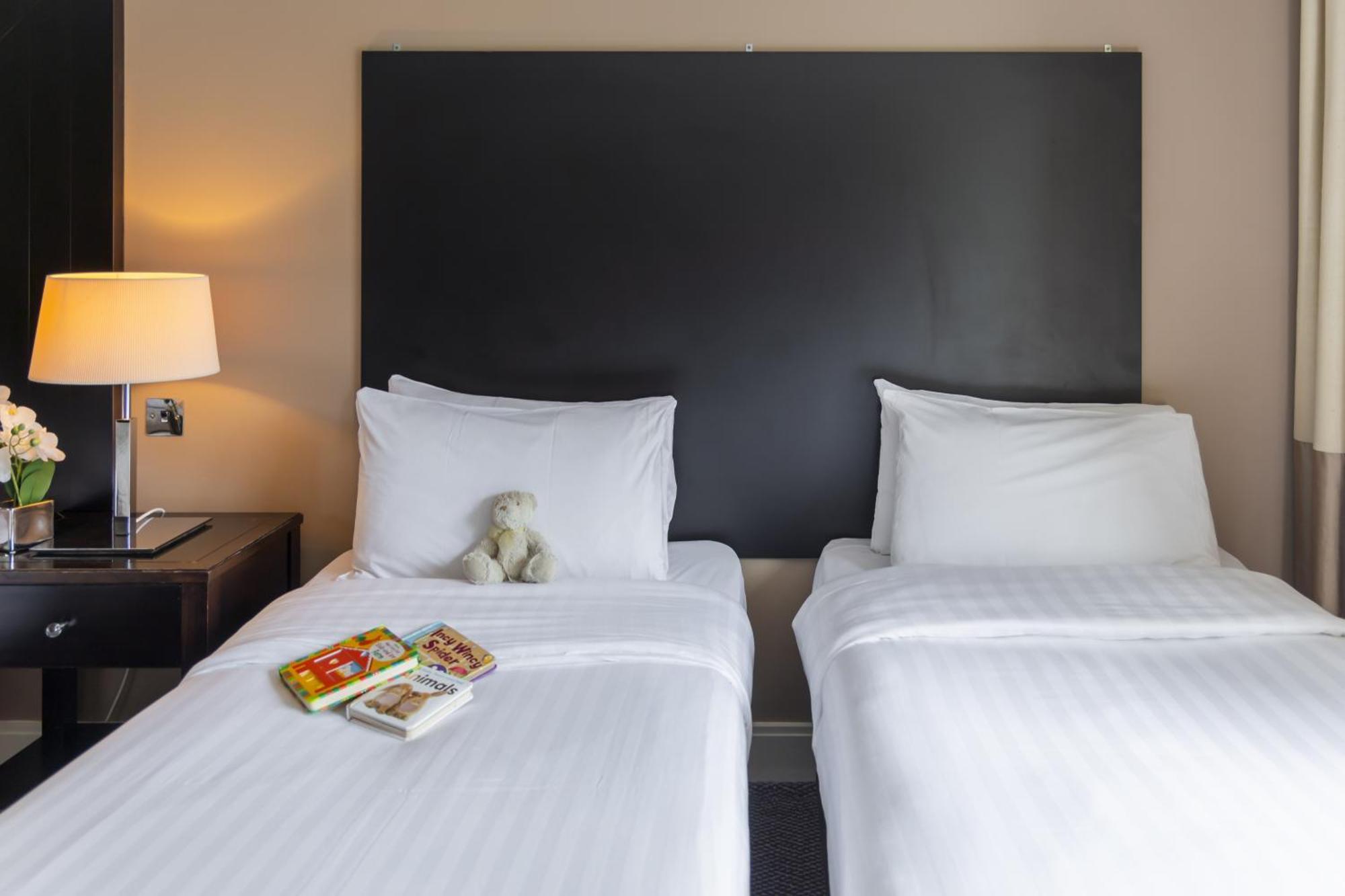 את'לון Shamrock Lodge Hotel מראה חיצוני תמונה