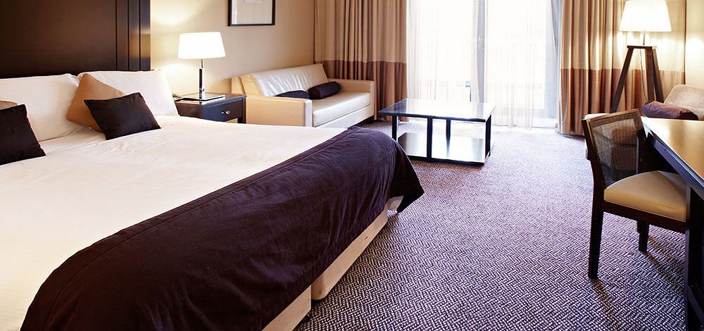 את'לון Shamrock Lodge Hotel מראה חיצוני תמונה